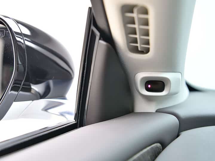 Фото 9 - Leapmotor C11