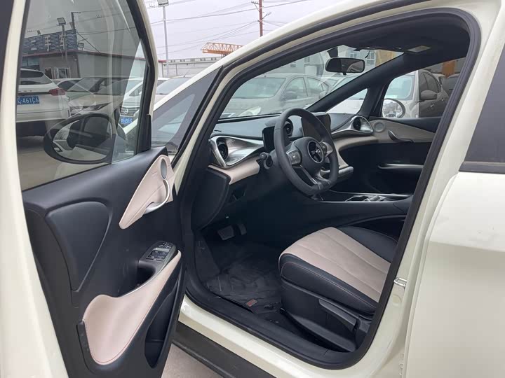 Фото 4 - BYD Dolphin