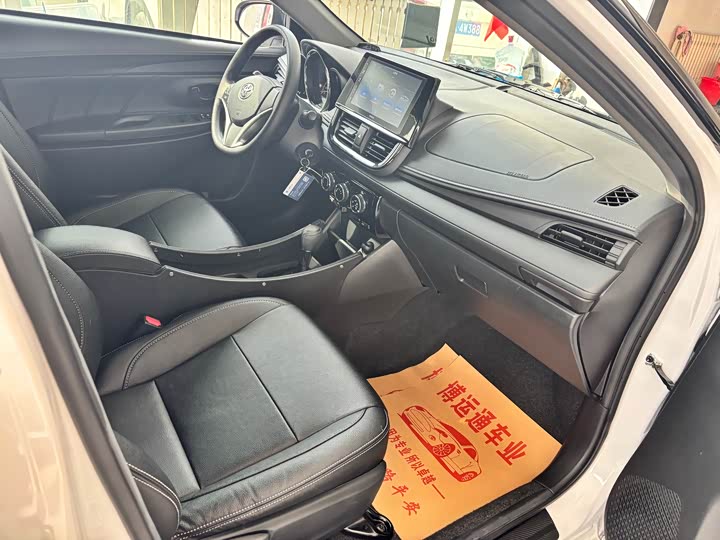 Фото 6 - Toyota Vios FS