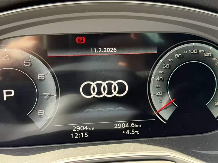 Фото 4 - Audi Q5L