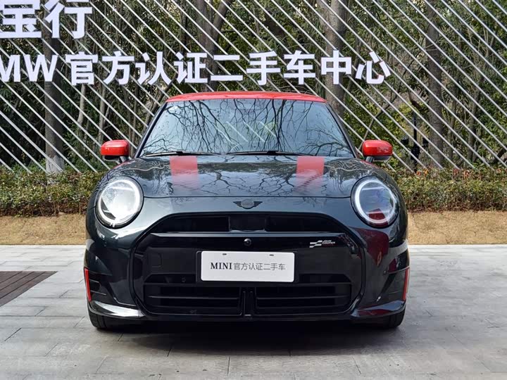 Фото 2 - Mini Cooper JCW