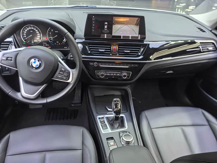 Фото 5 - BMW 1 Series