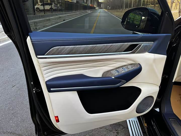 Фото 3 - Tank 500