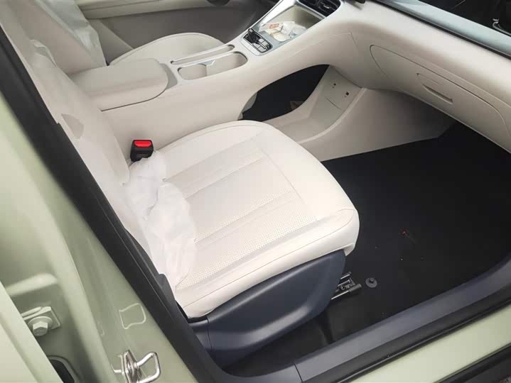 Фото 8 - Geely Galaxy Geome