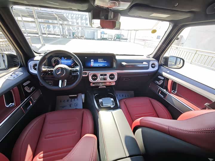 Фото 9 - Mercedes-Benz G-Class