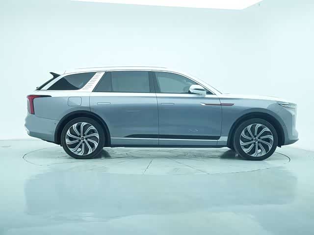 Фото 8 - Hongqi E-HS9