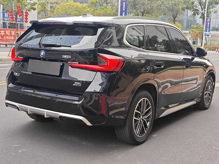 Фото 7 - BMW iX1