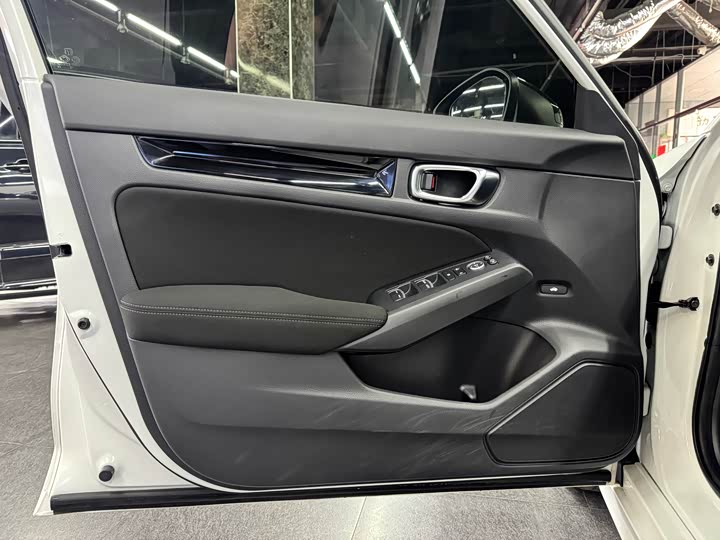 Фото 6 - Honda Civic