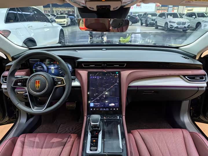 Фото 8 - Hongqi H5 Hybrid