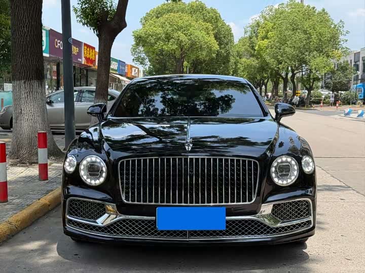 Фото 2 - Bentley Flying Spur