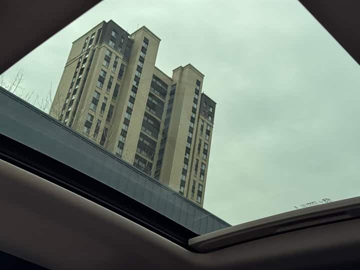 Фото 5 - Peugeot 2008