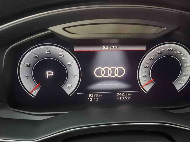 Фото 5 - Audi A6L
