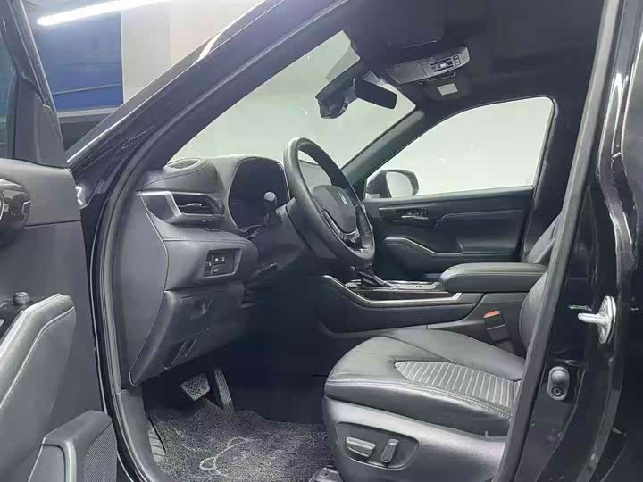 Фото 5 - Toyota Crown Kluger