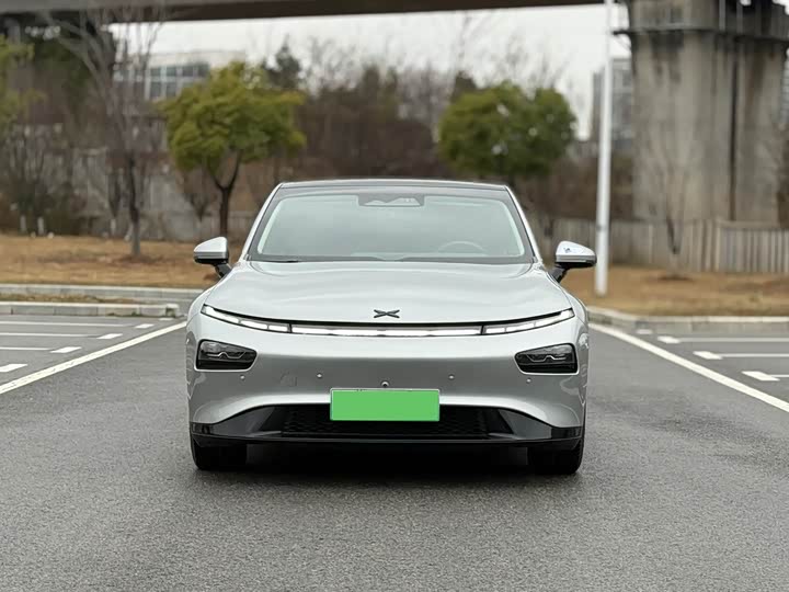 Фото 2 - XPeng P7