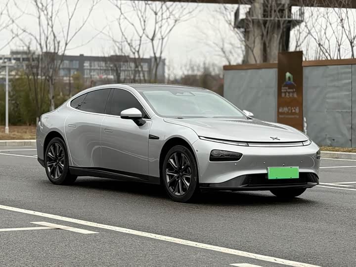 Фото 3 - XPeng P7