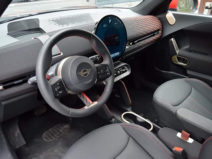 Фото 7 - Mini Aceman JCW