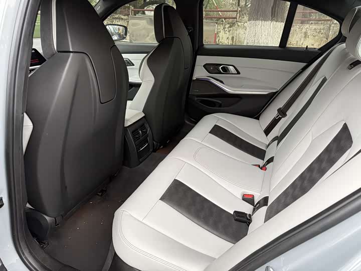 BMW M3 2021 2021款 M3四门轿车 雷霆版