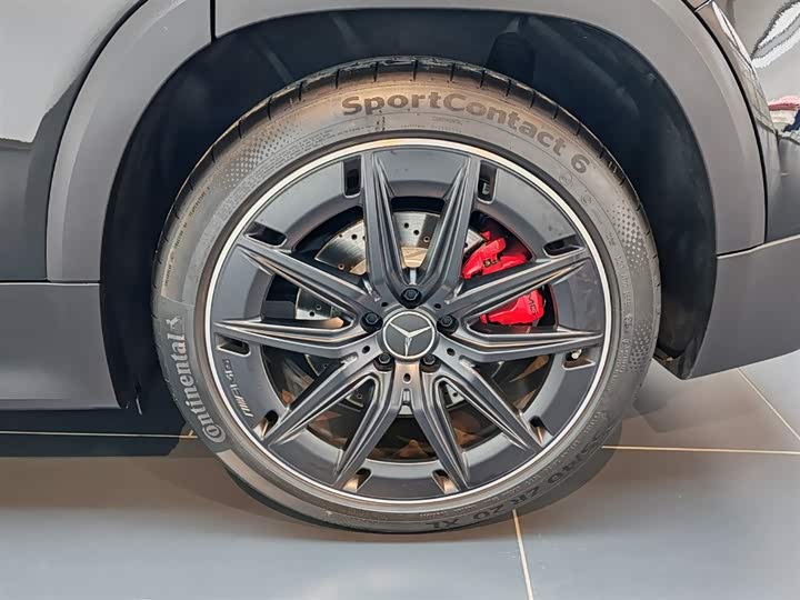 Фото 7 - Mercedes-Benz GLB-Class AMG