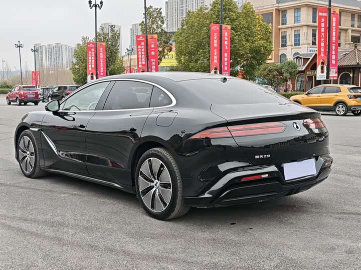 Фото 7 - Denza Z9