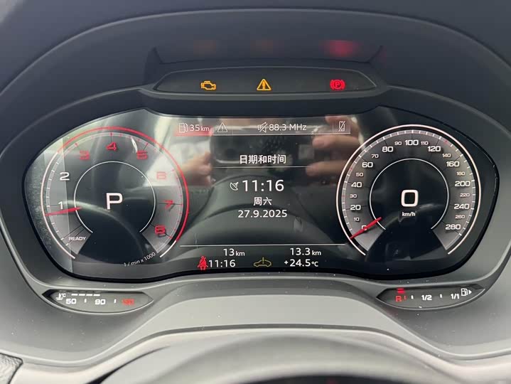 Фото 6 - Audi Q2L