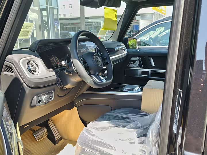 Фото 12 - Mercedes-Benz G-Class AMG