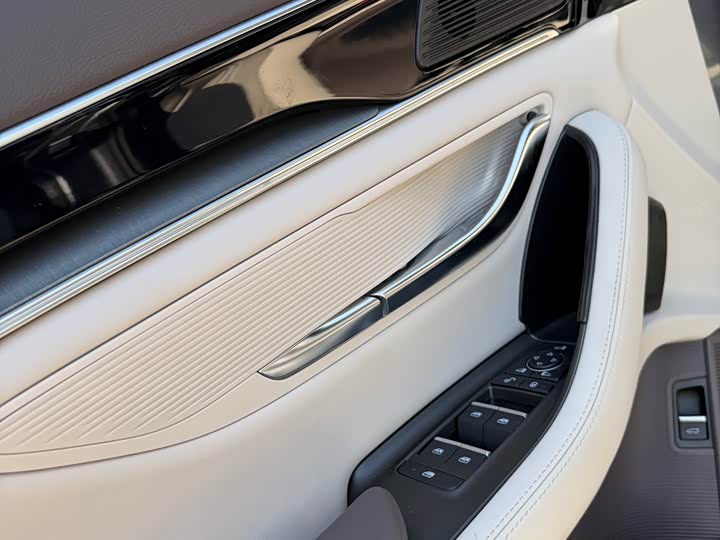 Фото 8 - BYD Song Plus Hybrid/EV