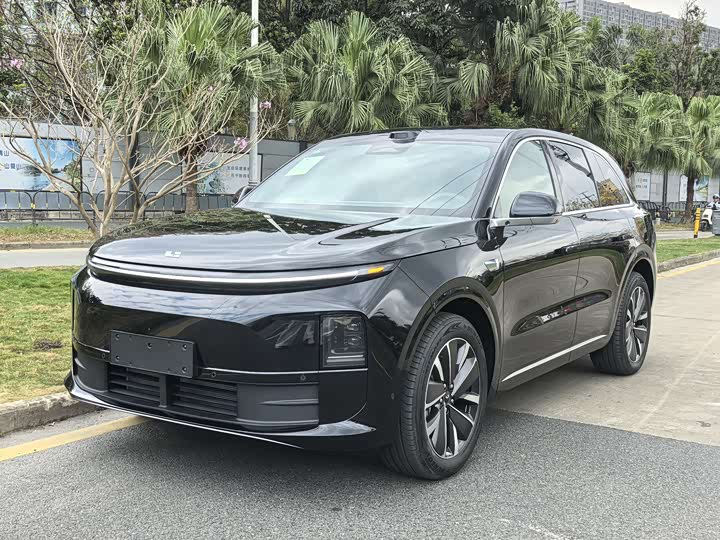 Photo 1 - LiXiang L6