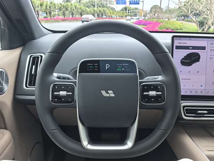 Photo 6 - LiXiang L6