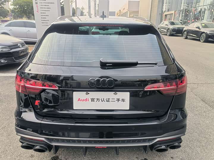 Фото 9 - Audi S4