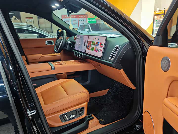 Фото 6 - LiXiang L8