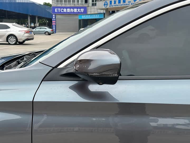 Фото 9 - MG Motor 5