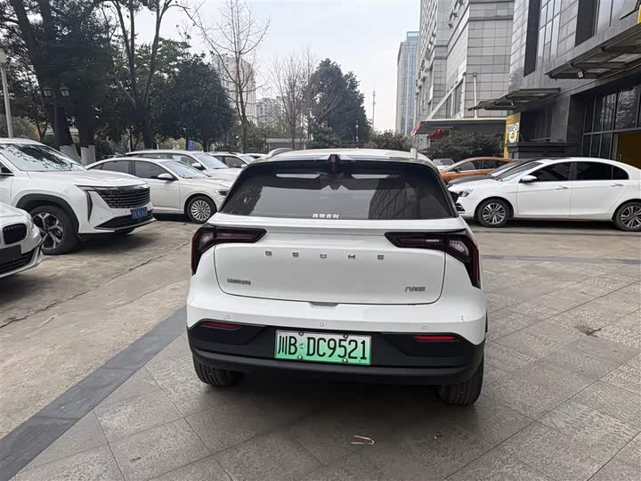 Фото 6 - Geely Geometry E Firefly