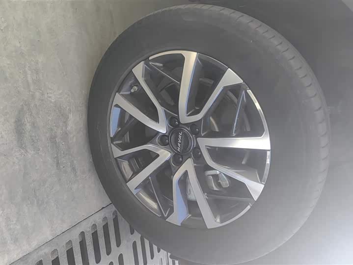 Фото 6 - Haval H6