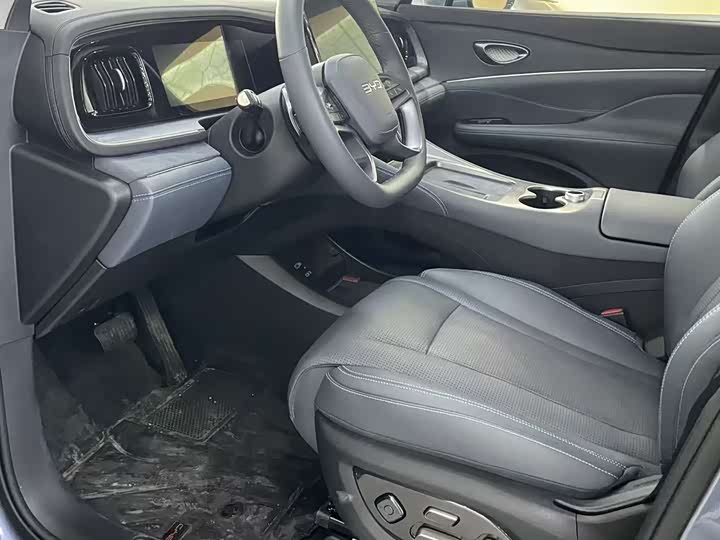 Фото 7 - BYD Sea Lion 07 DM-i Hybrid