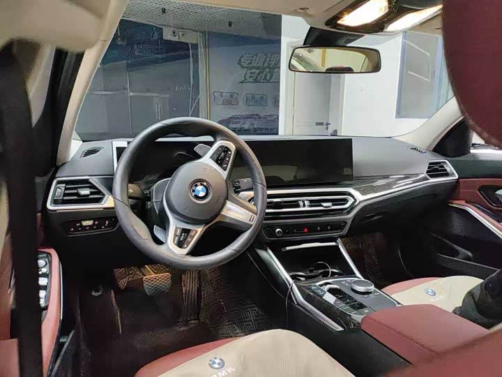 Фото 4 - BMW 3 Series