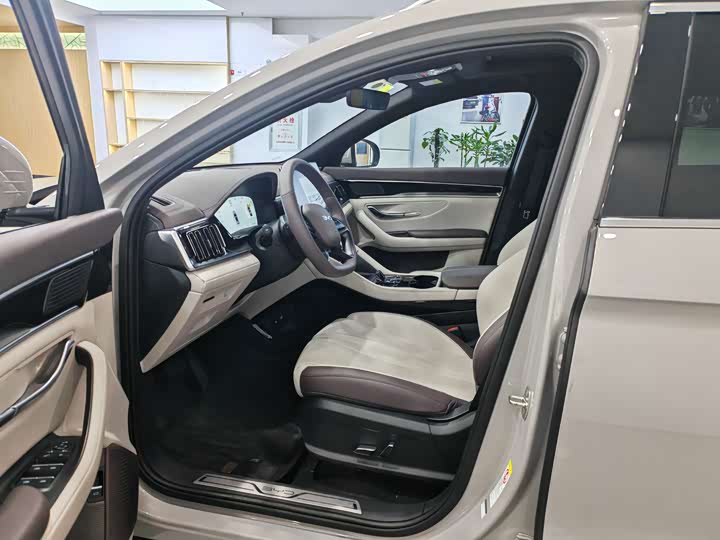 Фото 9 - BYD Song Plus Hybrid/EV