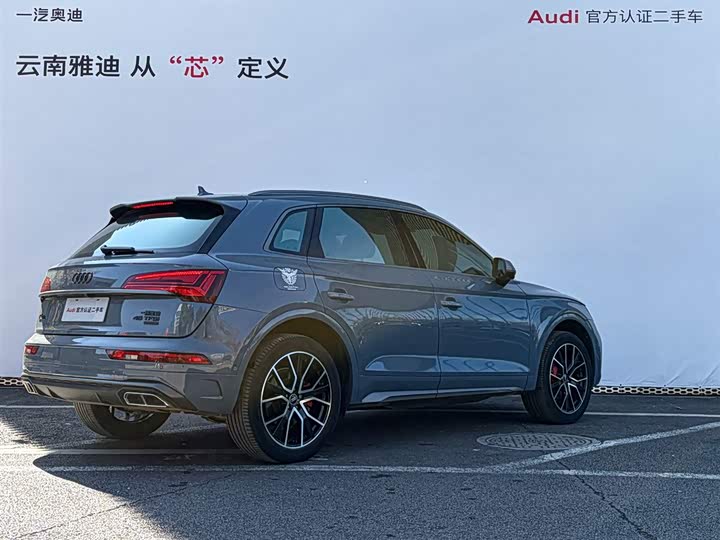 Фото 4 - Audi Q5L
