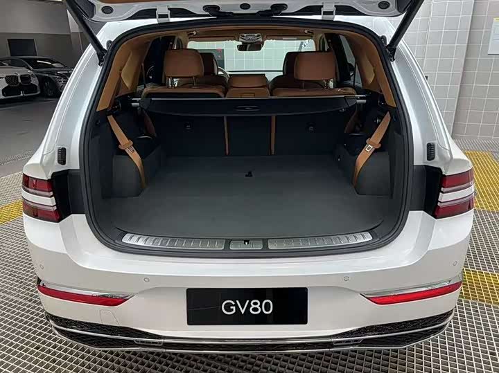 Фото 6 - Genesis GV80