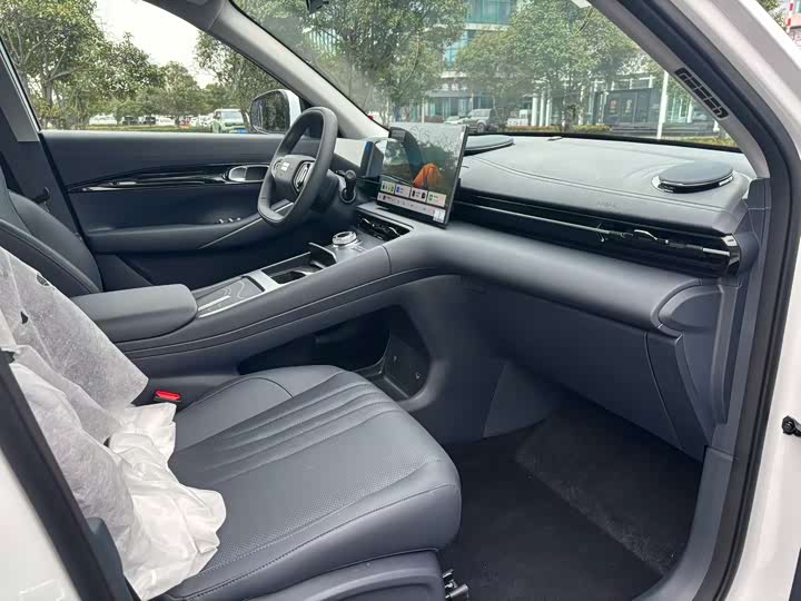 Фото 6 - Geely Galaxy E5