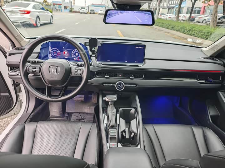 Photo 9 - Honda Inspire