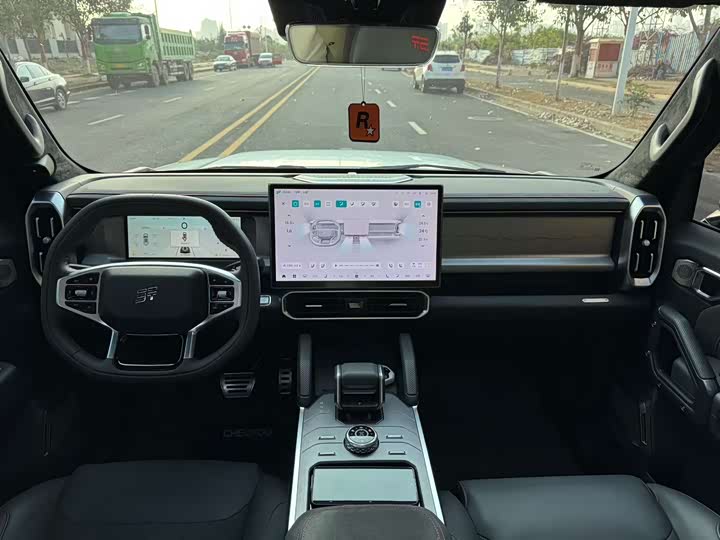 Фото 8 - Jetour T2