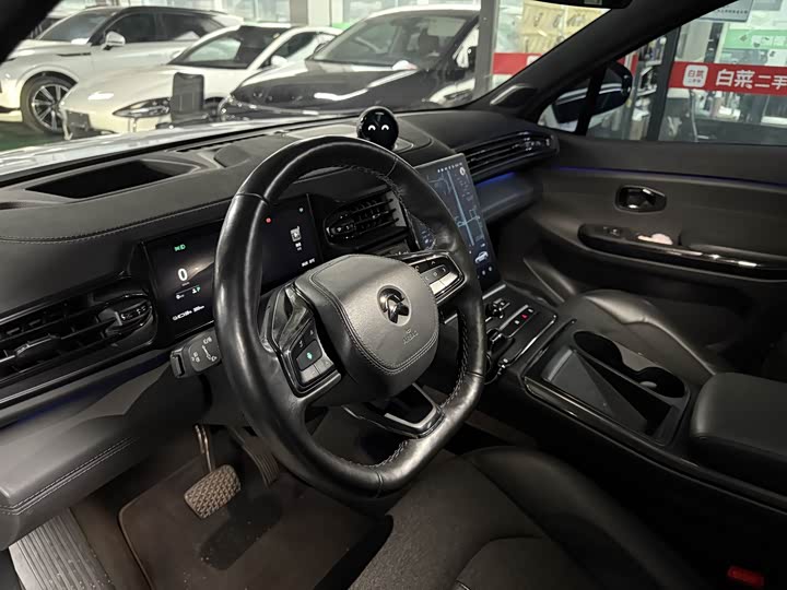 Фото 5 - Nio EC6