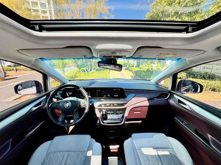 Фото 6 - Buick GL8 ES