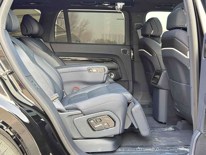 Фото 9 - Zeekr 9X