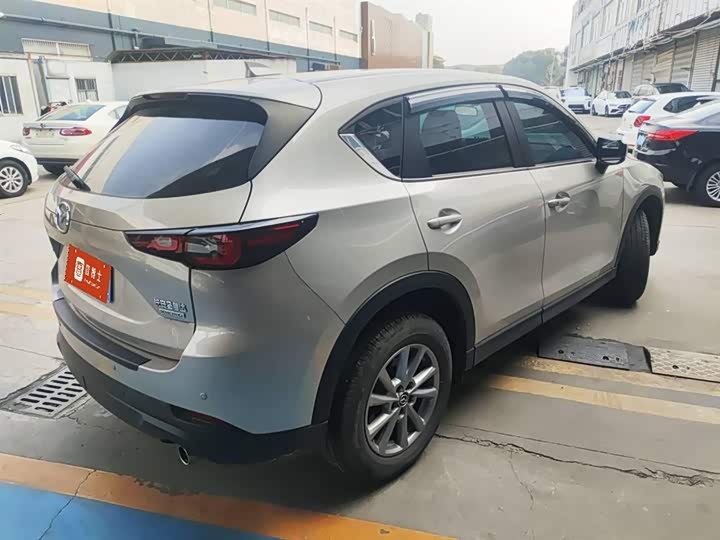 Фото 4 - Mazda CX-5