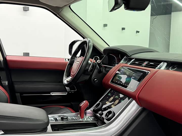 Фото 9 - Land Rover Range Rover Sport