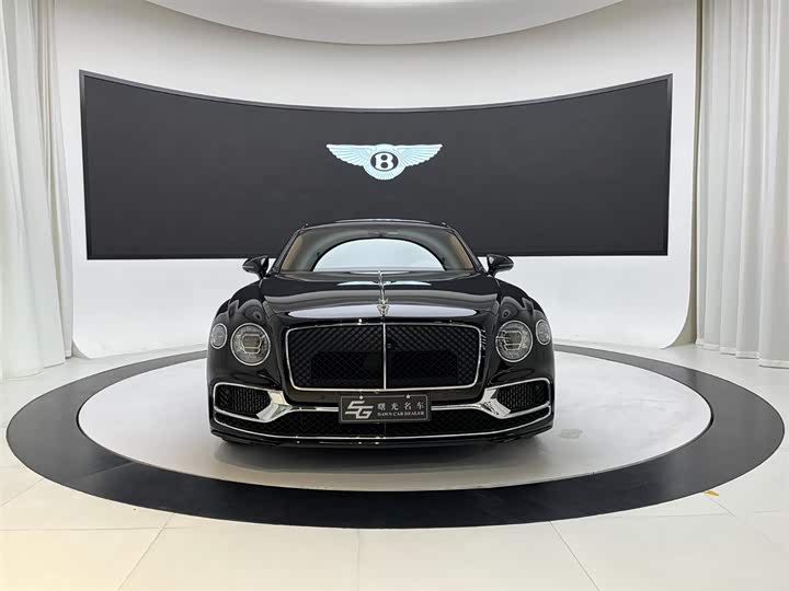 Фото 2 - Bentley Flying Spur