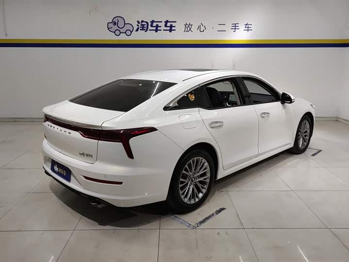 Фото 3 - Bestune B70