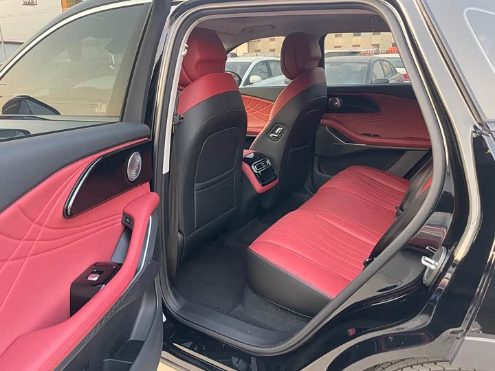 Фото 8 - Exeed RX