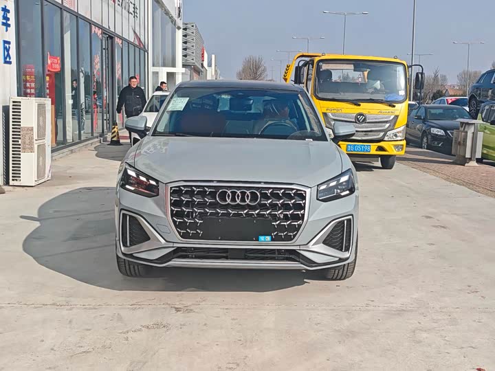Фото 3 - Audi Q2L